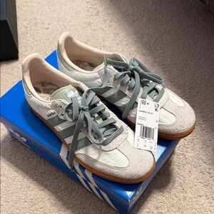 NWT Adidas Sambas - Size 9